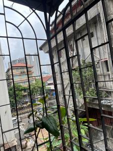 Balcony Image of 200 Sq.ft 1 RK Apartment / Flat for rent in Grant Road Mumbai for Rs. 23000