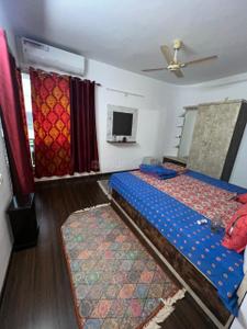 Bedroom Image of 1800 Sq.ft 3 BHK Apartment / Flat for rent in BCM Paradise, Nipania Indore for Rs. 55000