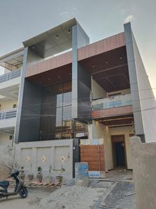 4.5 BHK Villa