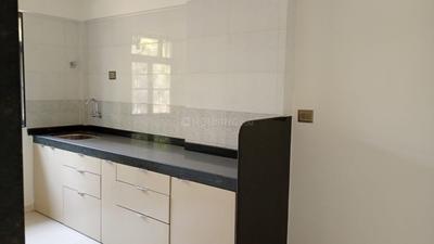 Kitchen Image of 450 Sq.ft 1 BHK Apartment / Flat for rent in Desai And Varma Dinkar Prasad Building, Vile Parle East Mumbai for Rs. 56000