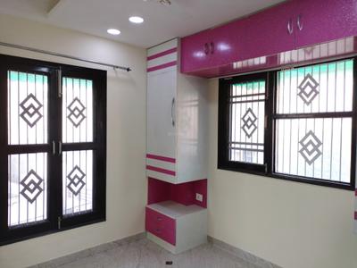 Bedroom Image of 650 Sq.ft 2 BHK Builder Floor for sale in Sector 8 Dwarka New Delhi for Rs. 9600000