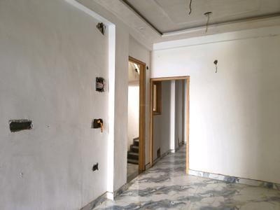 Living Room Image of 750 Sq.ft 2 BHK Builder Floor for sale in DLF Ankur Vihar Ghaziabad for Rs. 2355938