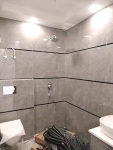 Common Bathroom Image of 1305 Sq.ft 3 BHK Builder Floor for sale in BPTP District 5, Sector 84 Faridabad for Rs. 14200000