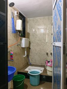 Common Bathroom Image of 615 Sq.ft 1 BHK Apartment / Flat for sale in Thakurli Thane for Rs. 4700000