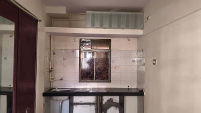 Kitchen Image of 320 Sq.ft 1 RK Apartment / Flat for rent in Borivali West Mumbai for Rs. 18000