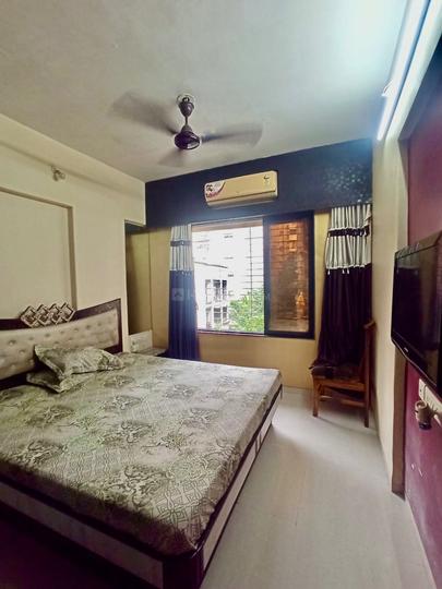 Sv road Borivali West Main Image 1