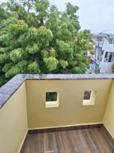 Balcony Image of 1200 Sq.ft 2 BHK Builder Floor for rent in Rabindra Palli Colony Lucknow for Rs. 16000