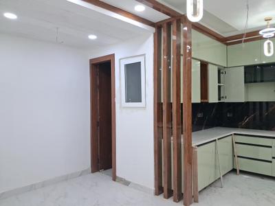Living Room Image of 1350 Sq.ft 3 BHK Apartment / Flat for sale in Sector 72 Noida for Rs. 5200000