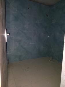 Common Bathroom Image of 800 Sq.ft 2 BHK Apartment / Flat for sale in Kishangarh New Delhi for Rs. 5500000