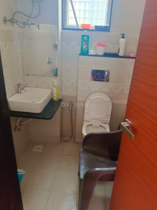 Bathroom Image of 1998 Sq.ft 3 BHK Apartment / Flat for sale in Prayosha Aman Heights, Kotarpur Ahmedabad for Rs. 7500000