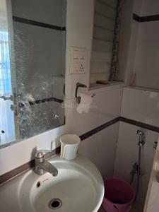 Bathroom Image of 1600 Sq.ft 3 BHK Apartment / Flat for sale in Crescent Park 9, Bandra West Mumbai for Rs. 55000000