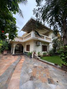 Image of 3825 Sq.ft 4 BHK Villa for sale in Shyamal, Ahmedabad for Rs. 80000000