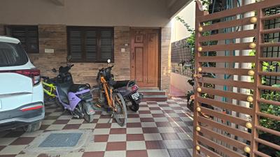 Main Entrance Image of 700 Sq.ft 2 BHK Builder Floor for rent in NRI Layout Bengaluru for Rs. 15000