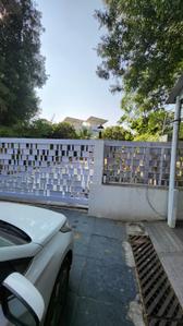Balcony Image of 18000 Sq.ft 5 BHK Independent House for rent in Shree Balaji Heritage Villa, Adalaj Gandhinagar for Rs. 500000