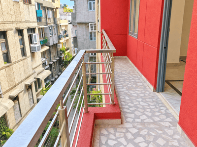 Balcony Image of 1350 Sq.ft 2 BHK Apartment / Flat for rent in Shalimar Apartments, Masjid Moth Village New Delhi for Rs. 40000