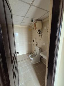 Image of 1050 Sq.ft 2.5 BHK Apartment / Flat for rent in Sethi Max Royal, Sector 76, Noida for Rs. 28000