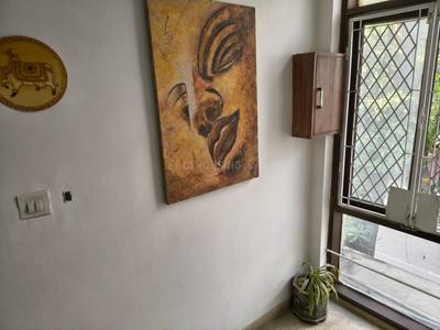 Balcony Image of 2700 Sq.ft 3 BHK Builder Floor for rent in South Extension II New Delhi for Rs. 80000