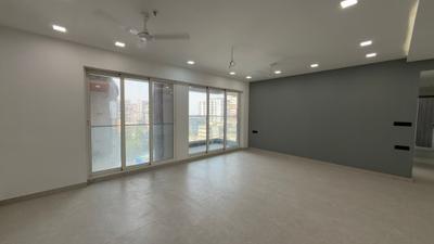 Living Room Image of 2200 Sq.ft 4 BHK Apartment / Flat for rent in Khar West Mumbai for Rs. 400000