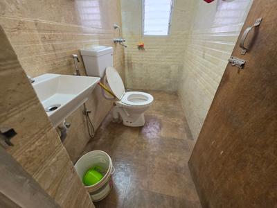 Bathroom Image of 1000 Sq.ft 2 BHK Apartment / Flat for rent in Matigara Siliguri for Rs. 22000