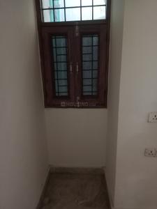 Bedroom Image of 800 Sq.ft 2 BHK Apartment / Flat for rent in Shahdara New Delhi for Rs. 20000