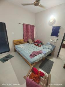 Bedroom Image of 1350 Sq.ft 1.5 BHK Apartment / Flat for rent in Jodhpur Ahmedabad for Rs. 30000