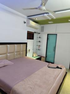 Bedroom Image of 1950 Sq.ft 3 BHK Apartment / Flat for rent in Navrangpura Ahmedabad for Rs. 60000