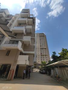 Image of 1070 Sq.ft 2 BHK Apartment / Flat for rent in Thergaon, Pune for Rs. 21000