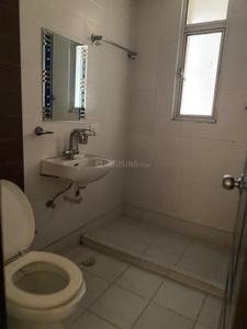 Bathroom Image of 2175 Sq.ft 3 BHK Apartment / Flat for sale in Apex Buildcon Green Valley, Vaishali Ghaziabad for Rs. 27500000