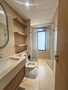 Bathroom Image of 1700 Sq.ft 3 BHK Apartment / Flat for sale in Rustomjee Parishram, Bandra West Mumbai for Rs. 200000000