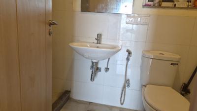 Image of 1700 Sq.ft 3 BHK Apartment / Flat for rent in DLF Express Greens, Manesar, Gurgaon for Rs. 38000