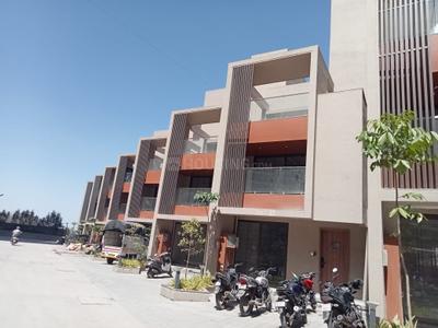 Image of 2050 Sq.ft 4 BHK Villa for rent in Mantra Montana Phase 4, Dhanori, Pune for Rs. 48000