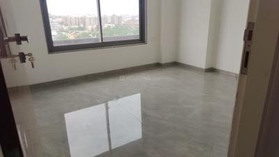 Bedroom Image of 2202 Sq.ft 3 BHK Apartment / Flat for rent in Shafalya Veritas, Sola Ahmedabad for Rs. 35000