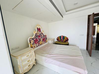 Bedroom Image of 6200 Sq.ft 5 BHK Penthouse for rent in Riviera Elegance, Prahlad Nagar Ahmedabad for Rs. 250000