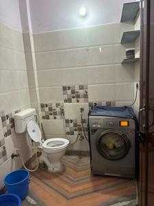 Bathroom Image of 560 Sq.ft 2 BHK Builder Floor for rent in Sector 12 Noida for Rs. 28000