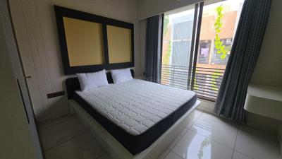 Bedroom Image of 900 Sq.ft 2 BHK Apartment / Flat for rent in Shree Narayan Exotica, Memnagar Ahmedabad for Rs. 45000