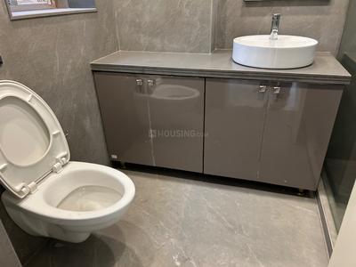 Bathroom Image of 2500 Sq.ft 3 BHK Apartment / Flat for sale in Ballygunge Kolkata for Rs. 35500000