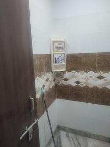 Bathroom Image of 1080 Sq.ft 2 BHK Independent House for rent in Dayal Bagh Agra for Rs. 14500