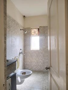 Common Bathroom Image of 700 Sq.ft 2 BHK Apartment / Flat for sale in Paras Tierea, Sector 137 Noida for Rs. 7600000