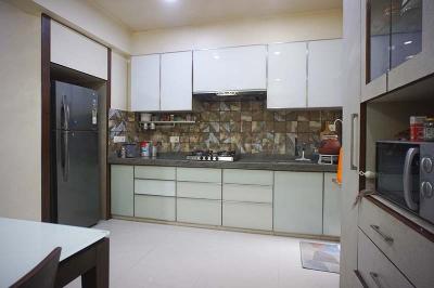 Kitchen Image of 1800 Sq.ft 3 BHK Apartment / Flat for sale in Sargasan Gandhinagar for Rs. 8200000