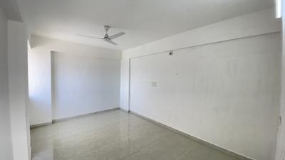 Bedroom Image of 1805 Sq.ft 3 BHK Apartment / Flat for rent in Shyamal Ahmedabad for Rs. 27000