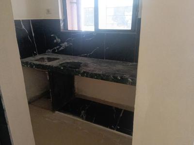 Kitchen Image of 325 Sq.ft 1 BHK Apartment / Flat for sale in Malad West Mumbai for Rs. 4500000