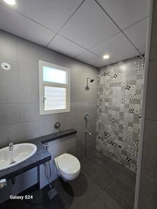 Bathroom Image of 1000 Sq.ft 2 BHK Apartment / Flat for sale in Sobha Dream Heights, Gujarat International Finance Tec City Gandhinagar for Rs. 12000000