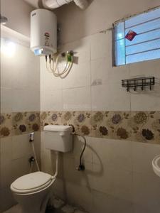 Bathroom Image of 900 Sq.ft 2 BHK Apartment / Flat for rent in Yelahanka New Town Bengaluru for Rs. 16000