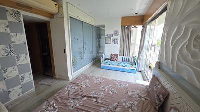 Bathroom Image of 3600 Sq.ft 4 BHK Apartment / Flat for sale in Plastene Aman Heights, Navrangpura Ahmedabad for Rs. 27451000