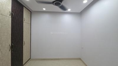 Bedroom Image of 700 Sq.ft 2 BHK Apartment / Flat for rent in Pitampura New Delhi for Rs. 28000