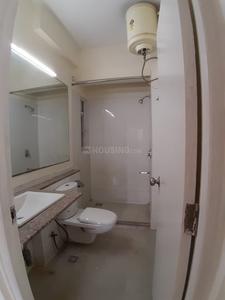 Bathroom Image of 1753 Sq.ft 3 BHK Apartment / Flat for rent in DLF Capital Greens Phase 1 And 2, Karampura New Delhi for Rs. 55000