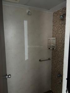 Bathroom Image of 638 Sq.ft 1 BHK Apartment / Flat for rent in Lodha Casa Bella, Usarghar Thane for Rs. 16000