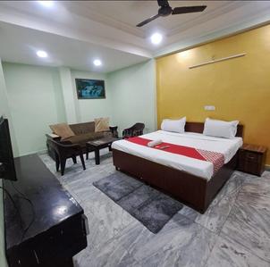 Bedroom Image of RV PG in Sector 18, Noida
