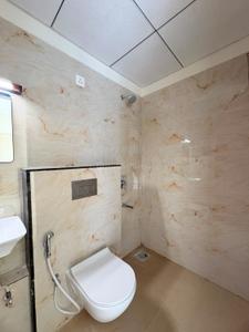 Bathroom Image of 542 Sq.ft 1 BHK Apartment / Flat for rent in Larkins Nest, Kasarvadavali Thane for Rs. 25000