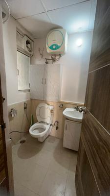 Image of 1020 Sq.ft 2 BHK Apartment / Flat for rent in Jaypee Kosmos, Sector 134, Noida for Rs. 33000